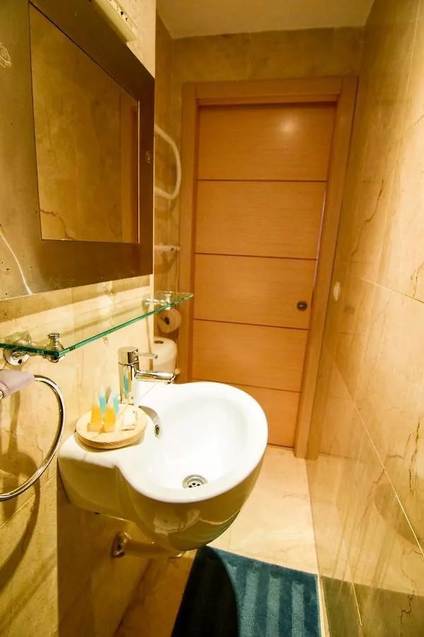 Letmalaga Lenid Apartment  Malaga